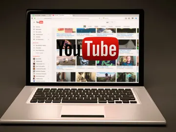 YouTube YouTube