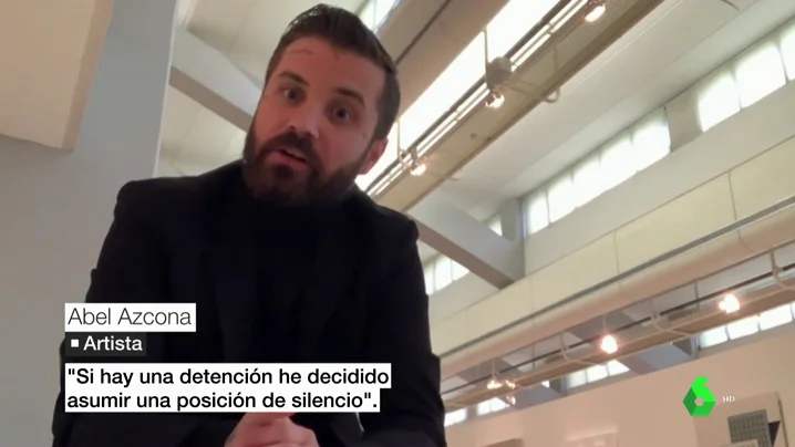 Un artista español huye a Portugal después de que un juzgado admitiera a trámite una querella de Abogados Cristianos