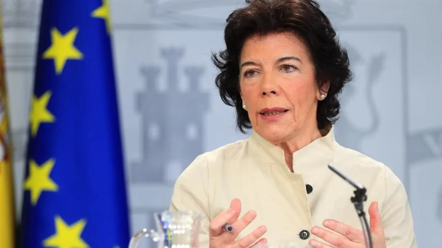 Isabel Celaá durante la rueda de prensa posterior al Consejo de Ministros Isabel Celaá durante la rueda de prensa posterior al Consejo de Ministros