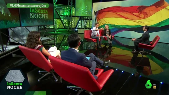 El rotundo alegato de Carmena y Errejón a favor del Orgullo LGTBI en Madrid: "Estamos orgullosos de ser una tierra de libertades, acogida, diversidad y tolerancia" El rotundo alegato de Carmena y Errejón a favor del Orgullo LGTBI en Madrid: "Estamos orgullosos de ser una tierra de libertades, acogida, diversidad y tolerancia"