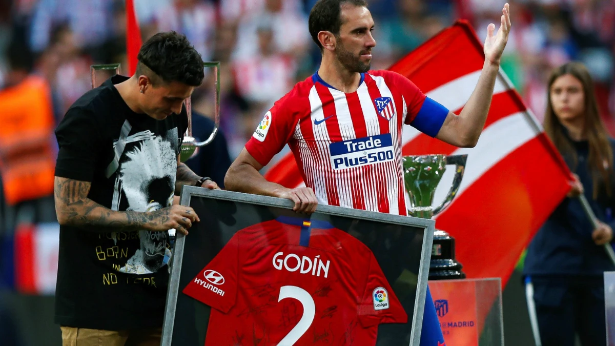 Diego Godín, homenajeado