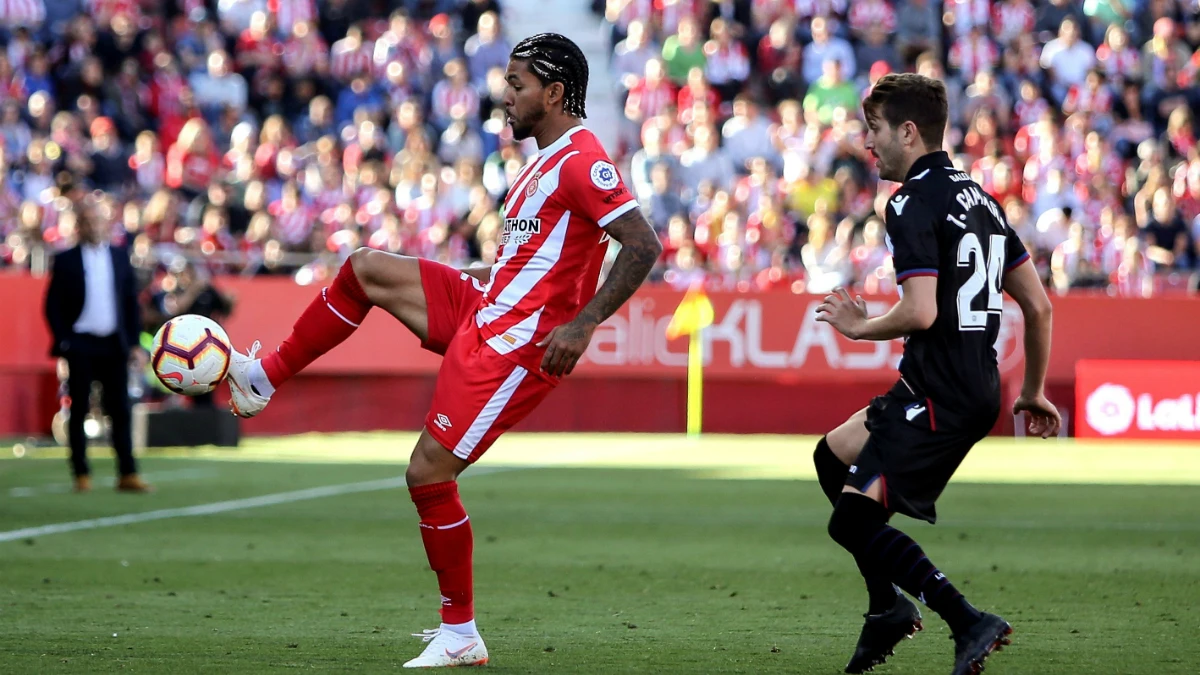 Douglas, ante Campaña