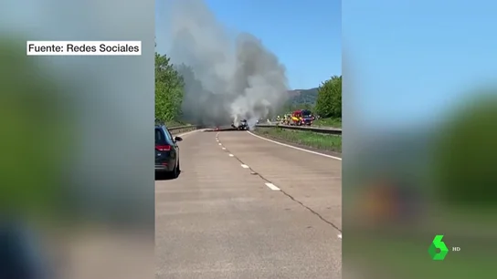 Se estrella una avioneta en Gales tras chocar con un tendido eléctrico Se estrella una avioneta en Gales tras chocar con un tendido eléctrico