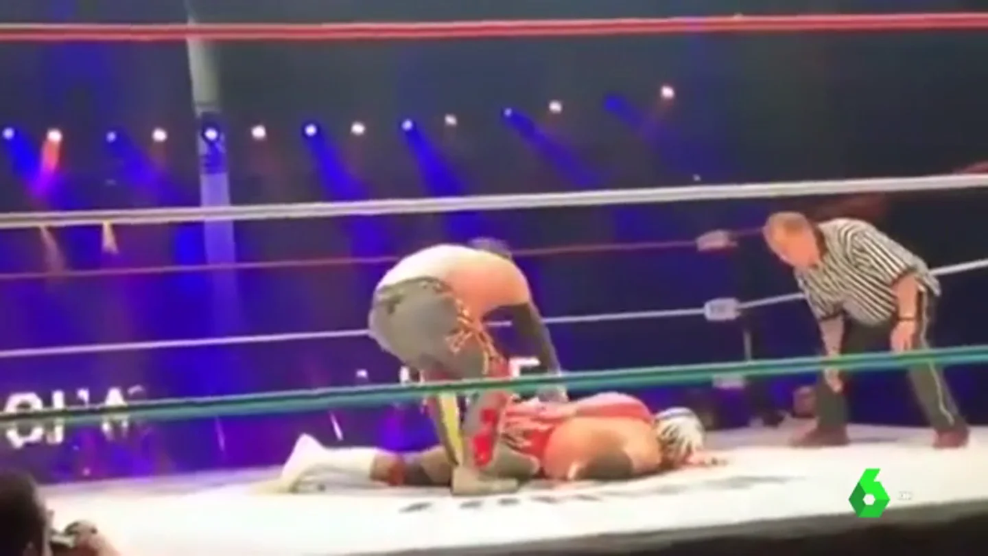 Duras imágenes: un luchador muere en pleno combate tras sufrir un ataque al corazón Duras imágenes: un luchador muere en pleno combate tras sufrir un ataque al corazón