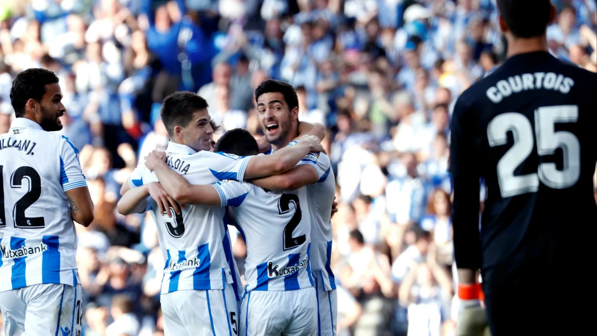 La Real Sociedad celebra un gol ante el Real Madrid