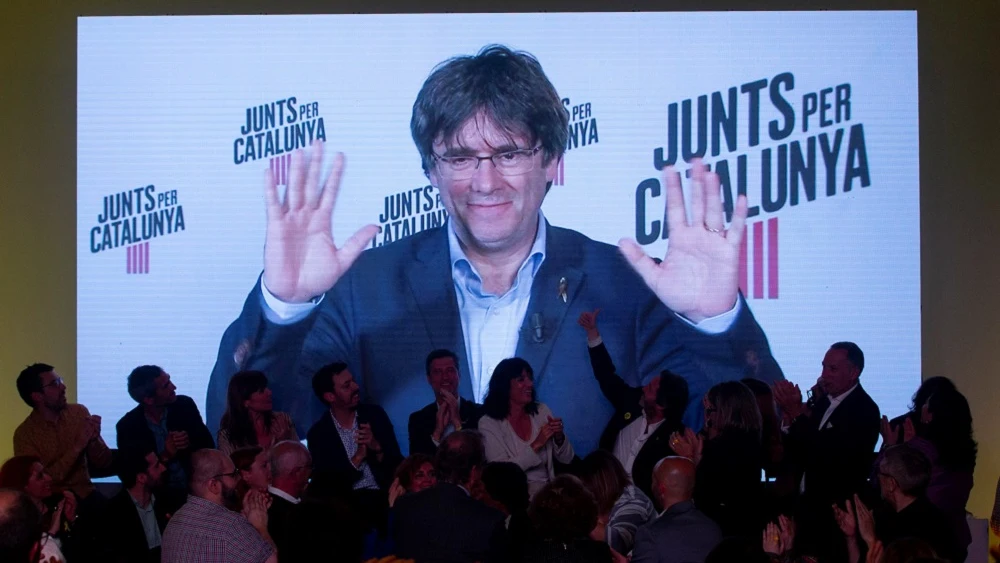 Puigdemont considera el "nacionalismo de Estado" como una de las principales "amenazas junto al populismo y la xenofobia" en una conferencia desde Bélgica