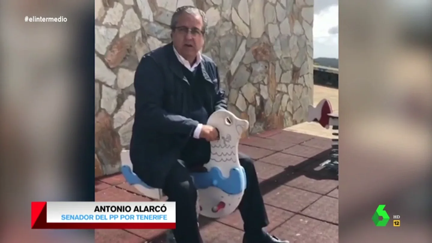 De subirse a caballito a tirarse al mar: los surrealistas vídeos de los políticos canarios para conseguir el voto De subirse a caballito a tirarse al mar: los surrealistas vídeos de los políticos canarios para conseguir el voto