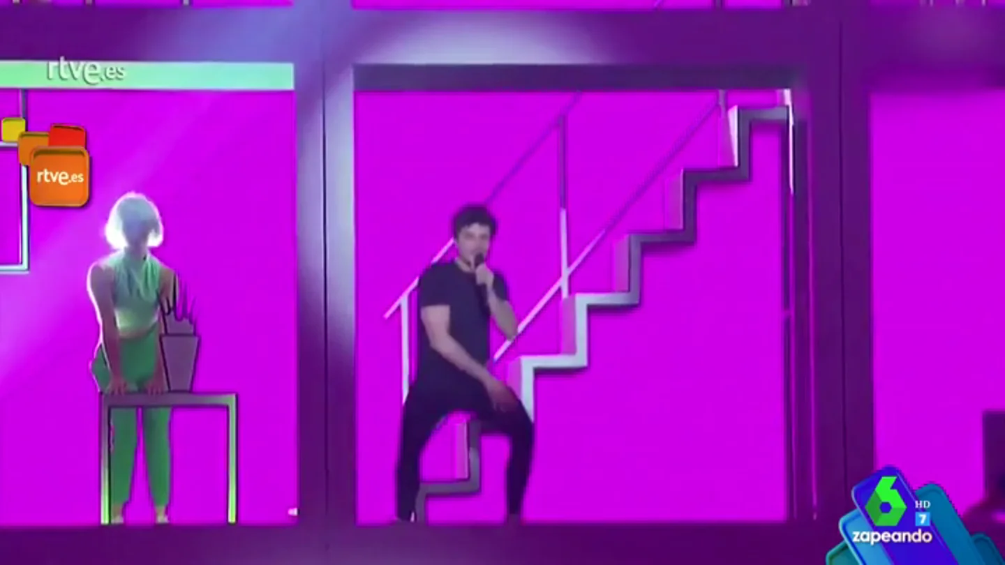 Miki y su rompedora puesta en escena para Eurovisión: así ha sido el primer ensayo de su temazo, 'La Venda' Miki y su rompedora puesta en escena para Eurovisión: así ha sido el primer ensayo de su temazo, 'La Venda'
