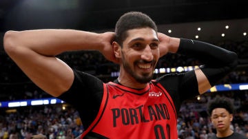 Kanter durante un partido con Portland