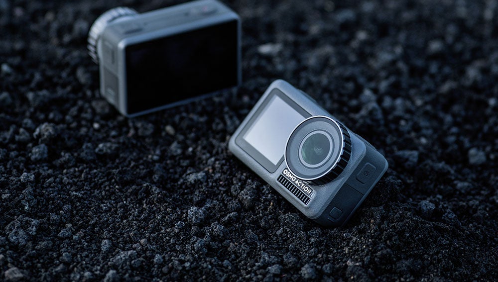 La nueva cámara de DJI cuenta con doble pantalla