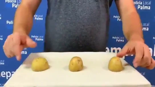 El vídeo que te enseña cómo estafan los trileros El vídeo que te enseña cómo estafan los trileros