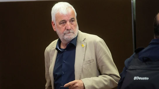 Matamala recoge el acta de senador y promete defender "la libertad de los presos políticos" Matamala recoge el acta de senador y promete defender "la libertad de los presos políticos"