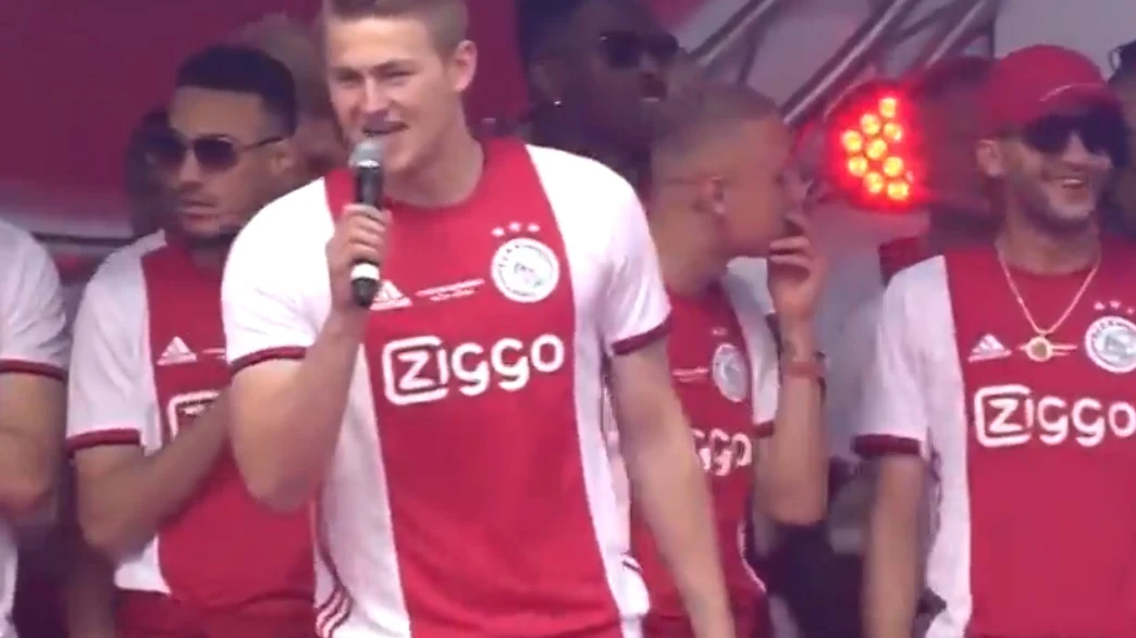 De Ligt, central del Ajax