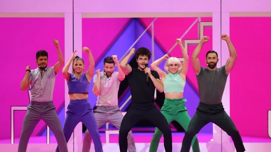 Miki se presenta durante los ensayos de vestimenta de la semifinal de Eurovisión Miki se presenta durante los ensayos de vestimenta de la semifinal de Eurovisión