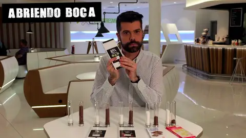 Luis Alberto Zamora Abriendo boca