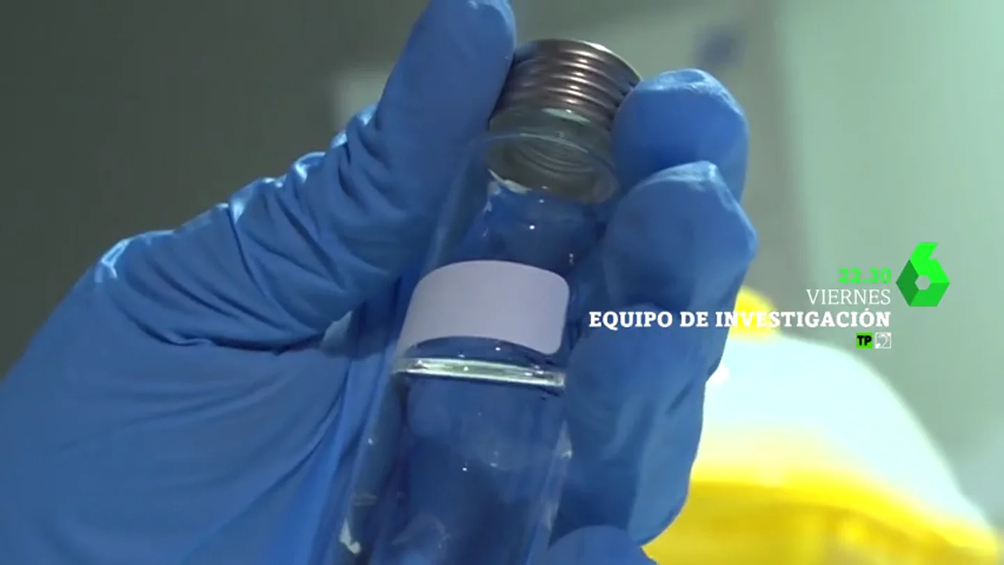 El agua de Alicante, Coruña, Gijón, Valencia y Barcelona, a examen: "En todas hemos encontrado contaminantes químicos" El agua de Alicante, Coruña, Gijón, Valencia y Barcelona, a examen: "En todas hemos encontrado contaminantes químicos"