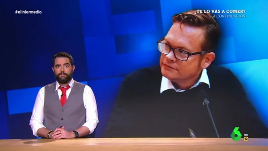 La riña de Dani Mateo al candidato de Unidas Podemos que critica a Iglesias: "Hay que saber ganar, saber perder y mantener la compostura" La riña de Dani Mateo al candidato de Unidas Podemos que critica a Iglesias: "Hay que saber ganar, saber perder y mantener la compostura"