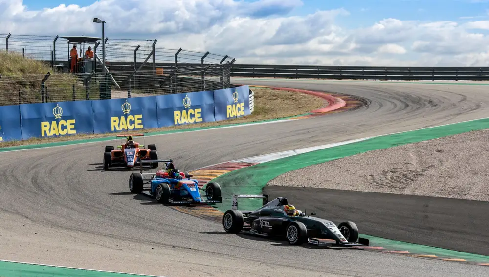 Fórmula 4 española en Motorland Aragon 2019