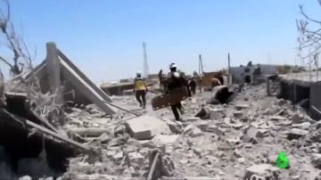 Las duras imágenes de la guerra de Siria: al menos 30 civiles, entre ellos 13 niños, muertos en bombardeos en la región de Idlib