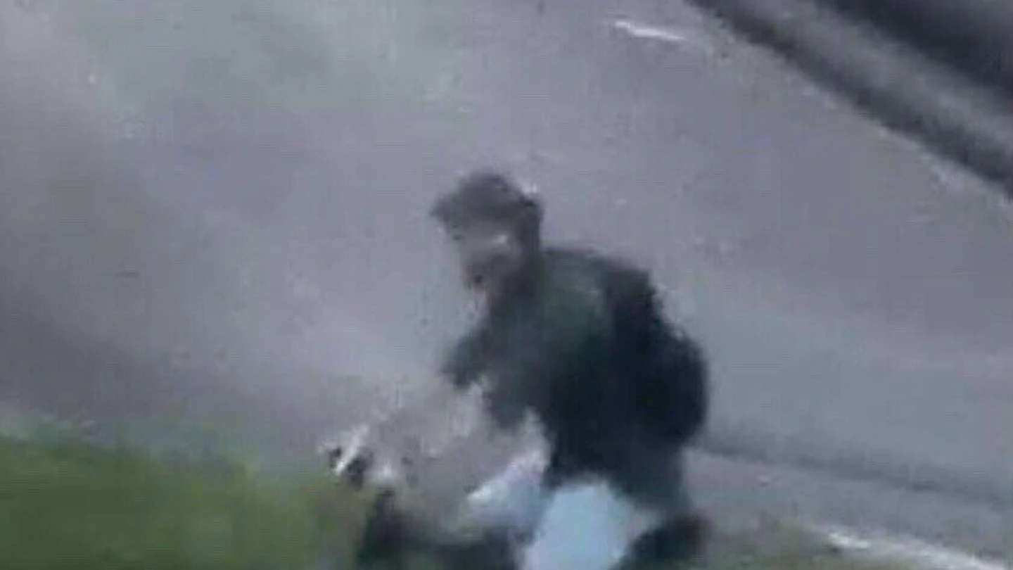 Los investigadores llegaron hasta el presunto terrorista ayudados por las cámaras de seguridad Los investigadores llegaron hasta el presunto terrorista ayudados por las cámaras de seguridad