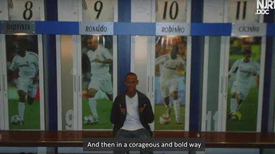 Neymar, en el vestuario del Real Madrid Neymar, en el vestuario del Real Madrid