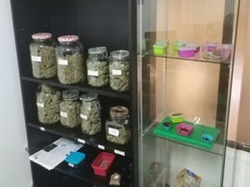 Droga incautada en una operación en Alicante Droga incautada en una operación en Alicante