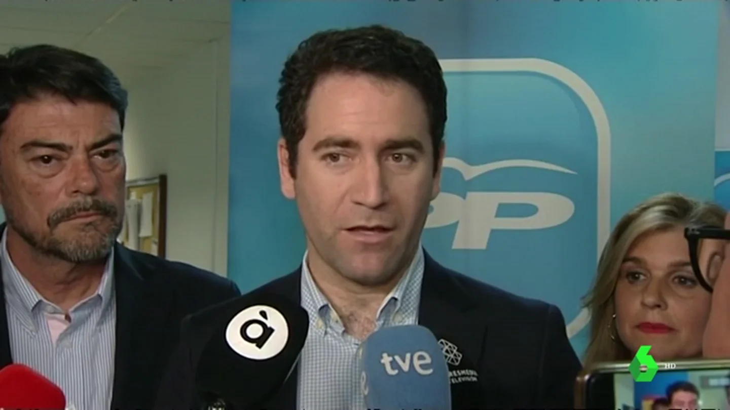 El PP pide a Ciudadanos repetir un pacto a la andaluza y afea no mantener "los bloques definidos" El PP pide a Ciudadanos repetir un pacto a la andaluza y afea no mantener "los bloques definidos"