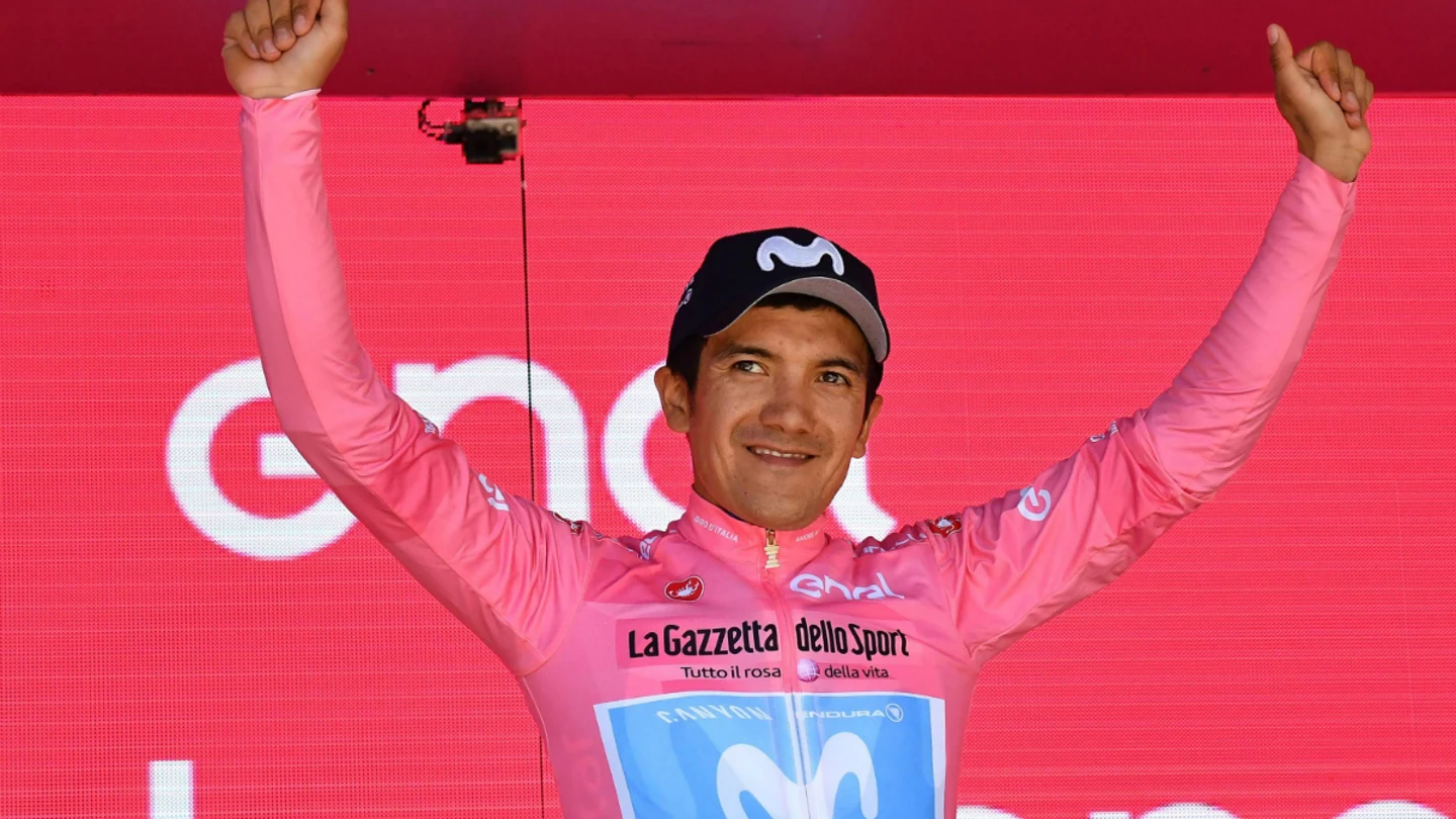 Carapaz, con la 'maglia' rosa del Giro Carapaz, con la 'maglia' rosa del Giro