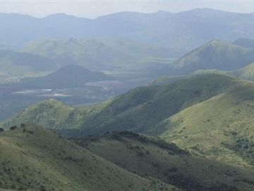 Imagen de la zona montañosa donde fue encontrada materia orgánica extraterrestre en Sudáfrica Imagen de la zona montañosa donde fue encontrada materia orgánica extraterrestre en Sudáfrica