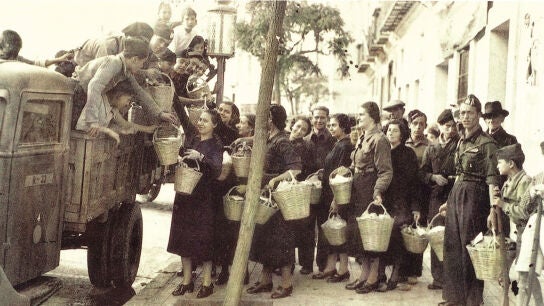 Colas para la cartilla de racionamiento