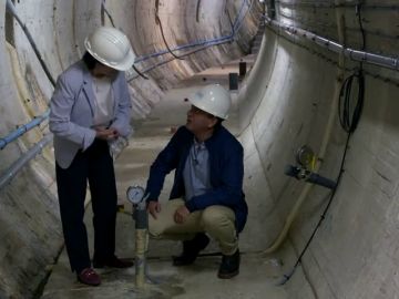 ¿Cómo funcionan y para qué sirven las galerías de los embalses?: Roberto Brasero se adentra en la presa de El Atazar ¿Cómo funcionan y para qué sirven las galerías de los embalses?: Roberto Brasero se adentra en la presa de El Atazar