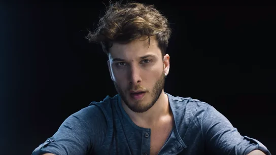 Blas Cantó en el videoclip de 'Hang Ups' con Scott Helman Blas Cantó en el videoclip de 'Hang Ups' con Scott Helman