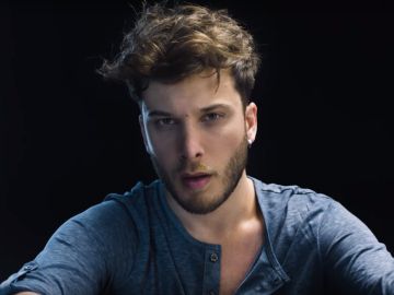 Blas Cantó en el videoclip de 'Hang Ups' con Scott Helman Blas Cantó en el videoclip de 'Hang Ups' con Scott Helman