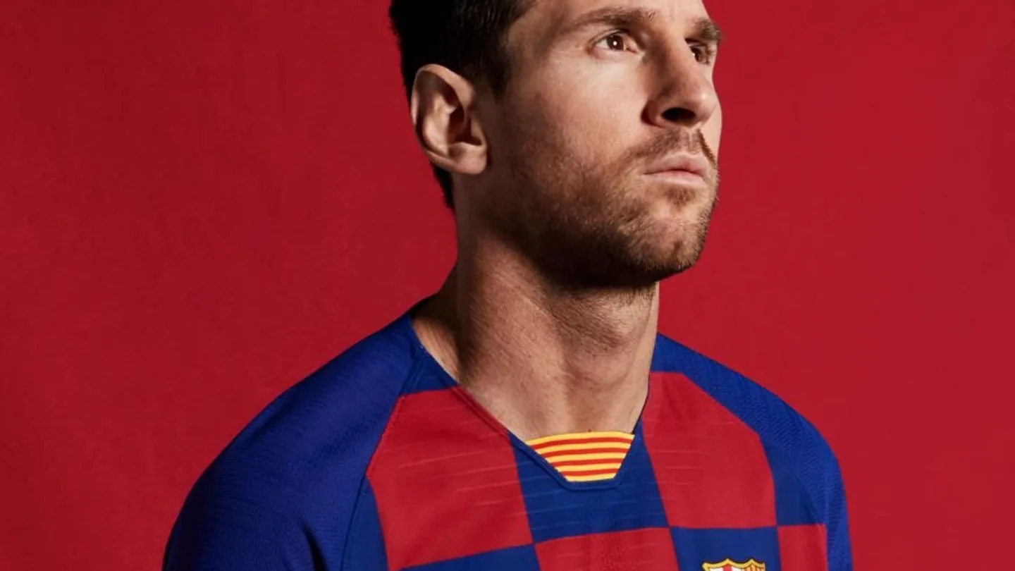 Messi, con la nueva equipación del Barcelona Messi, con la nueva equipación del Barcelona