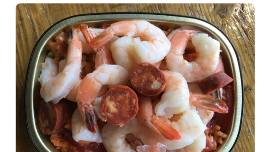 'Paella española' En un restaurante 'gourmet' de Canadá