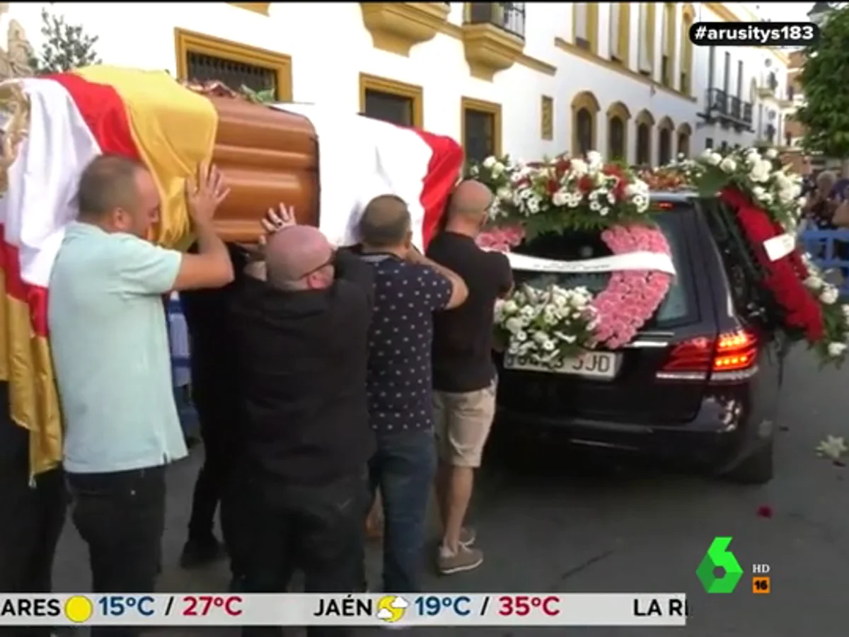 Multitudinario funeral a Reyes en Utrera - Superdeporte