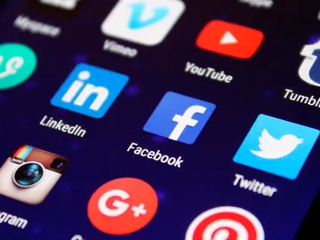 Nuestros perfiles en redes sociales serán estudiados por Estados Unidos Nuestros perfiles en redes sociales serán estudiados por Estados Unidos