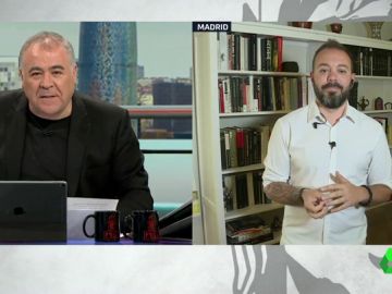 Antonio Maestre responde a Abascal: "Soy un activista del periodismo contra los racistas, homófobos, machistas y fascistas" Antonio Maestre responde a Abascal: "Soy un activista del periodismo contra los racistas, homófobos, machistas y fascistas"