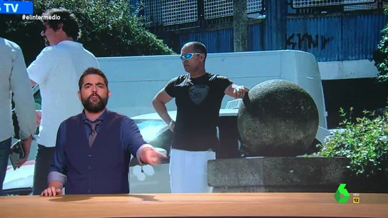 La sólida defensa de Dani Mateo a un taxista que acude en falda a trabajar: "Tu lucha es mi lucha" La sólida defensa de Dani Mateo a un taxista que acude en falda a trabajar: "Tu lucha es mi lucha"