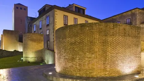 Muralla de Cimadevilla Muralla de Cimadevilla