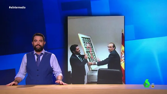 El "cambio" ya ha llegado a la Asamblea de Madrid y "huele a derecha fuerte": esta ha sido la primera medida de Vox El "cambio" ya ha llegado a la Asamblea de Madrid y "huele a derecha fuerte": esta ha sido la primera medida de Vox