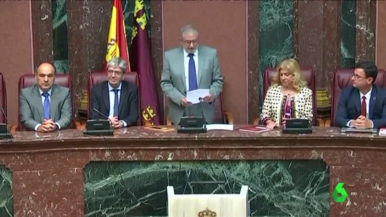 Alberto Castillo (Cs), elegido presidente de la Asamblea de Murcia con los votos del PP y Ciudadanos Alberto Castillo (Cs), elegido presidente de la Asamblea de Murcia con los votos del PP y Ciudadanos