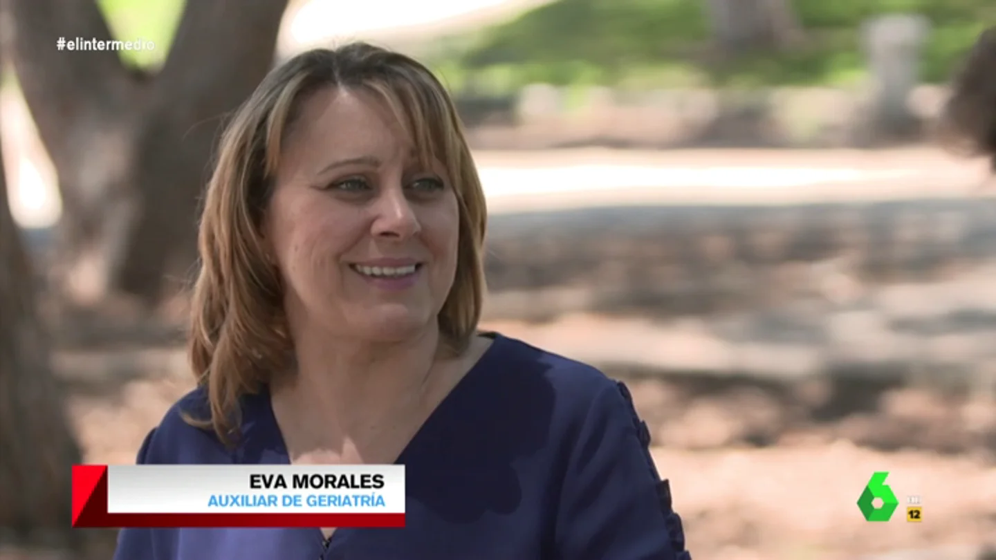 La denuncia de Eva Morales, auxiliar de geriatría: "No somos máquinas, hemos perdido observarlos" La denuncia de Eva Morales, auxiliar de geriatría: "No somos máquinas, hemos perdido observarlos"