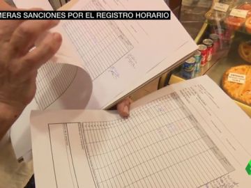 La inspección de Trabajo ya levanta actas a bares, comercios y talleres por incumplir el registro obligatorio de horario La inspección de Trabajo ya levanta actas a bares, comercios y talleres por incumplir el registro obligatorio de horario
