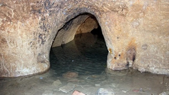 Uno de los túneles de la ciudad hallada. Uno de los túneles de la ciudad hallada.