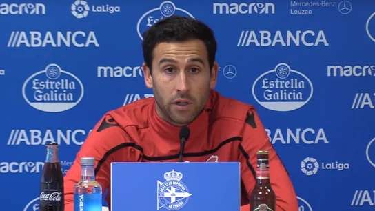 Íñigo López, durante una rueda de prensa Íñigo López, durante una rueda de prensa