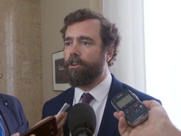Vox amenaza con vetar el Orgullo LGTBI en Madrid: "Habrá que ver si seguimos permitiéndolo" Vox amenaza con vetar el Orgullo LGTBI en Madrid: "Habrá que ver si seguimos permitiéndolo"