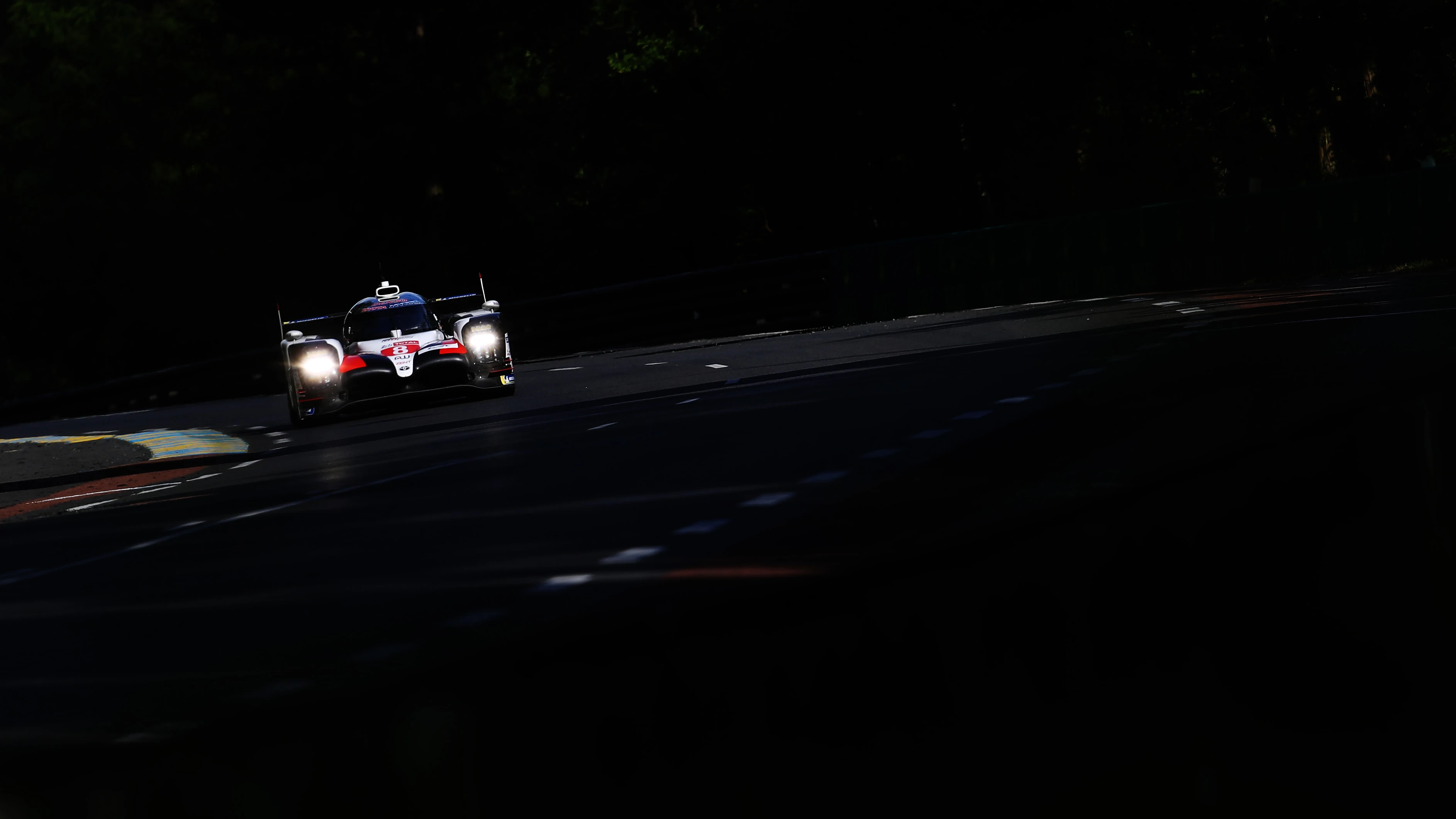 Fernando Alonso, durante la primera sesión de calificación de las 24 Horas de Le Mans