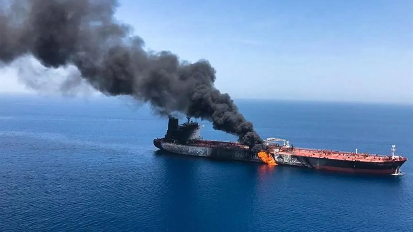 Ataque a un petrolero en Irán Ataque a un petrolero en Irán