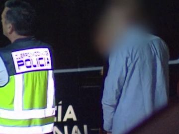 La reconstrucción del crimen de la 'viuda negra' de Alicante: en plena noche y ni rastro de su silla de ruedas La reconstrucción del crimen de la 'viuda negra' de Alicante: en plena noche y ni rastro de su silla de ruedas